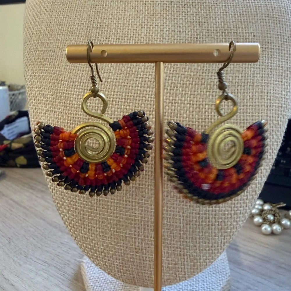 Handcrafted Multicolor Beaded Earrings‎